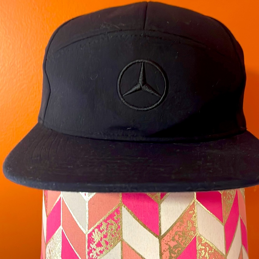 Mercedes 🧢